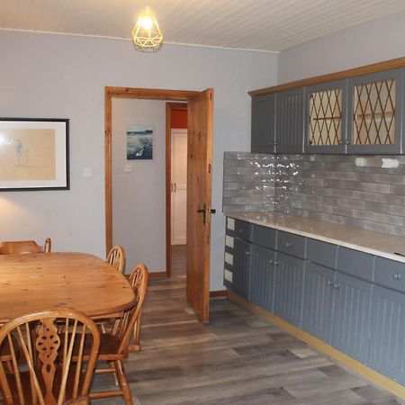 Riverside Cottage In The Burren Corofin  Exteriör bild